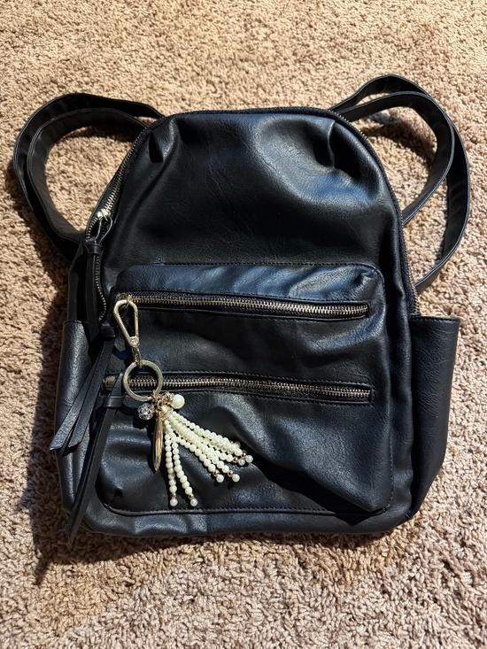 Women’s Black Leather Backpack
